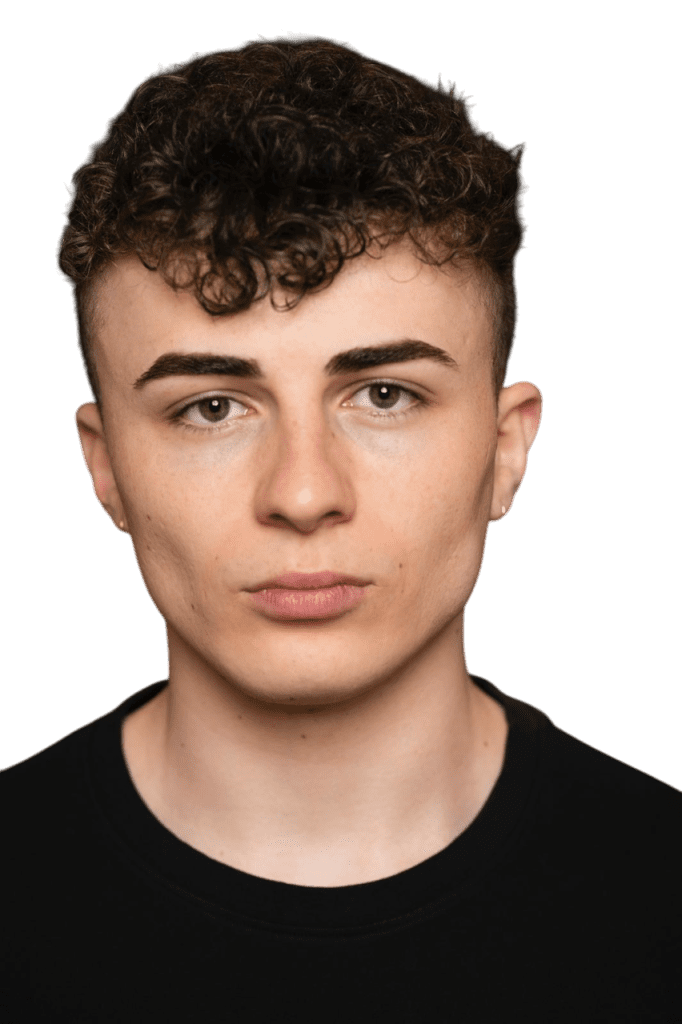 Travis – Performing Arts