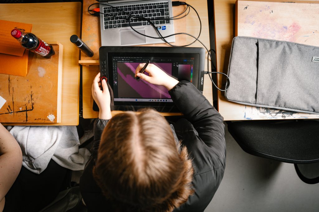 Art and Design - Image 7