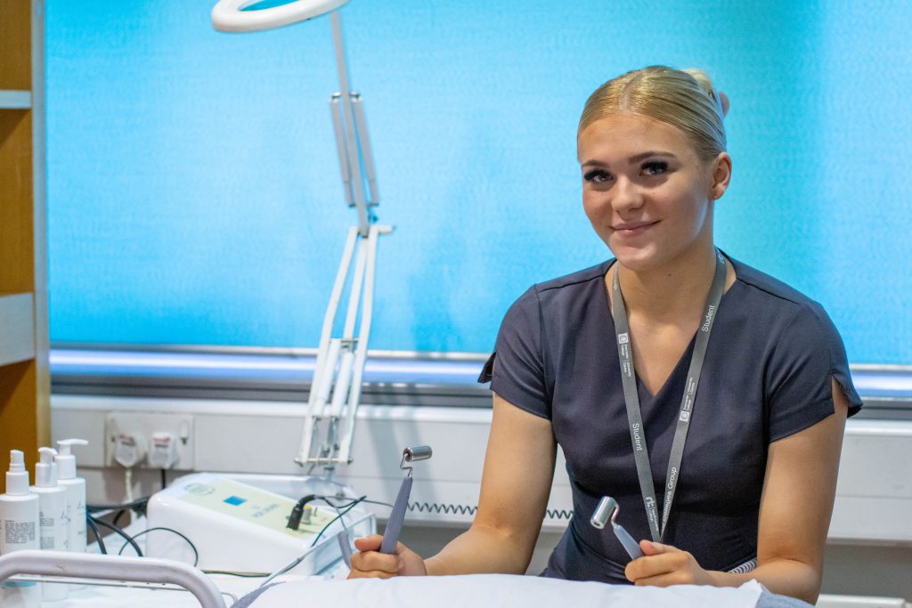 Summer – Beauty Therapy Treatments Level 3